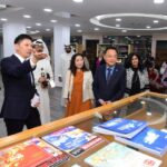 中国驻科威特大使张建卫出席“中国蓝染技艺暨茶和天下”非遗文化体验活动